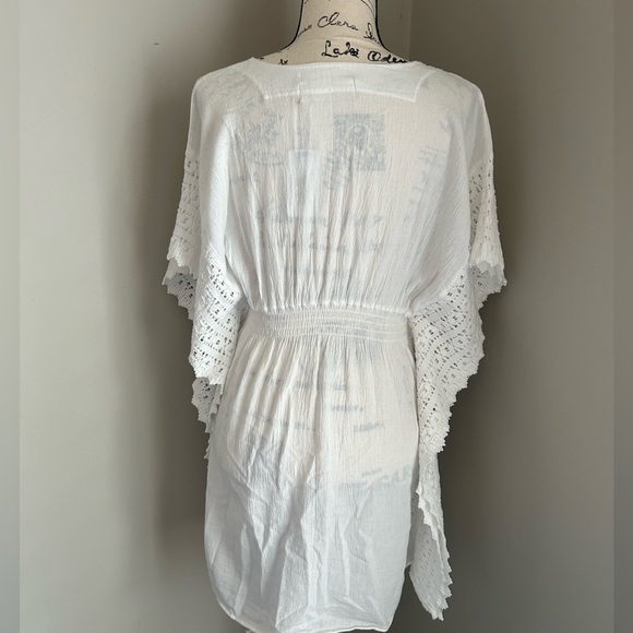 White Cotton Beach Coverup NWT - Picture 2 of 5
